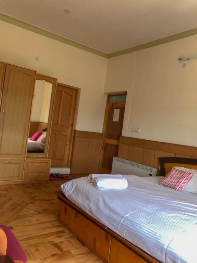 Heschuk Guest House Leh Buitenkant foto
